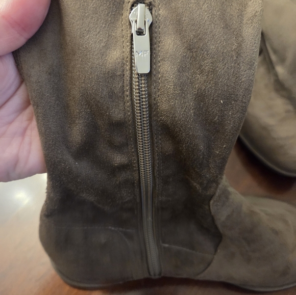 Marc Fisher Yuna Women's Brown Over the Knee Boots Size 10 NEW $229 - Picture 3 of 5